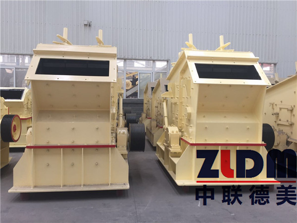 反擊式破碎機(jī) 反擊式破碎機(jī)