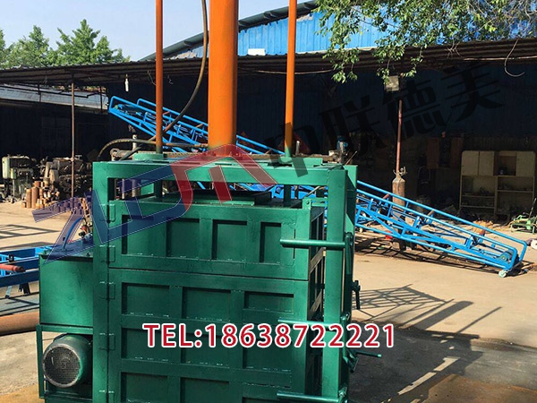 新疆立式液壓金屬打包機(jī)多少錢(qián)